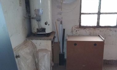 venta   local   213 m2  caseros
