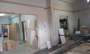venta   local   213 m2  caseros