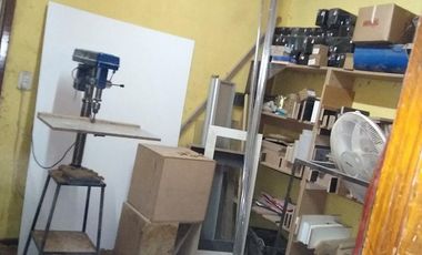 venta   local   213 m2  caseros