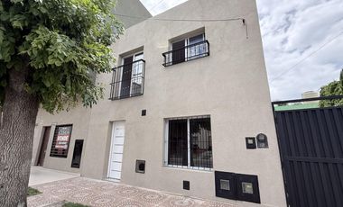 Depto de 2 amb. de 60 m2 con posibilidad de financiación del 50% a la venta en Cañuelas