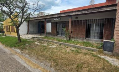 Casa en venta en Calle 6 del Balneario El Condor
