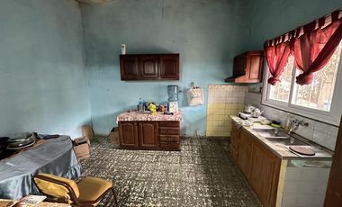 Casa con 2 Dptos a terminar