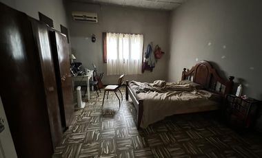 Casa con 2 Dptos a terminar