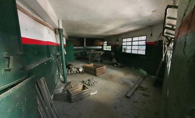 Nave Industrial en  Lanus Este