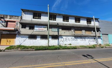 Nave Industrial en  Lanus Este