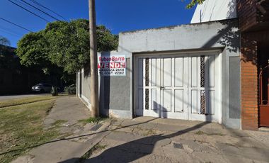 Casa en Castelli y P. Dusso