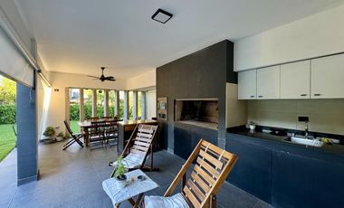 Venta-Casa en San Sebastián