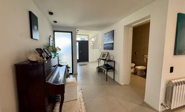 Venta-Casa en San Sebastián