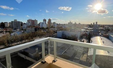 VENTA DE PISO COMPLETO 4 DORMITORIOS CON 2 COCHERAS, CENTRO CIPOLLETTI