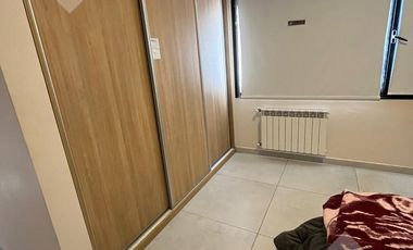 VENTA DE PISO COMPLETO 4 DORMITORIOS CON 2 COCHERAS, CENTRO CIPOLLETTI