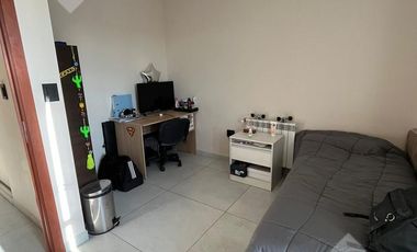 VENTA DE PISO COMPLETO 4 DORMITORIOS CON 2 COCHERAS, CENTRO CIPOLLETTI