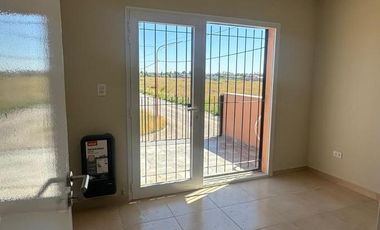 VENTA DÚPLEX (A ESTRENAR) DOS DORMITORIOS - FERNANDEZ ORO