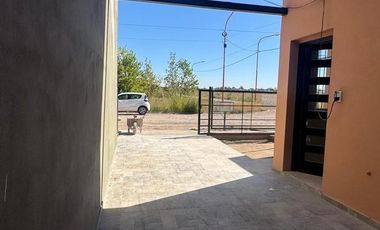 VENTA DÚPLEX (A ESTRENAR) DOS DORMITORIOS - FERNANDEZ ORO