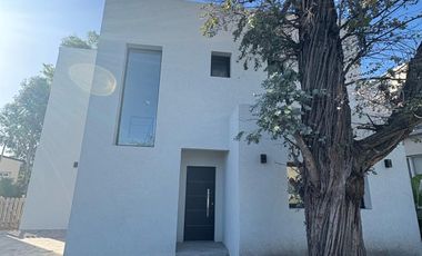 Casa - Santa Elena