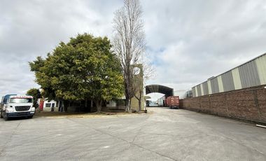 Excelente Deposito Nave Industrial de 8100 mts cub Parque Industrial Lanus