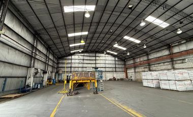 Excelente Deposito Nave Industrial de 8100 mts cub Parque Industrial Lanus