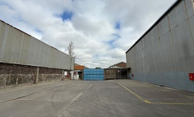 Excelente Deposito Nave Industrial de 8100 mts cub Parque Industrial Lanus