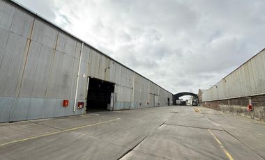 Excelente Deposito Nave Industrial de 8100 mts cub Parque Industrial Lanus