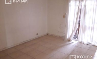 Casa de 3 amb en Temperley Este.