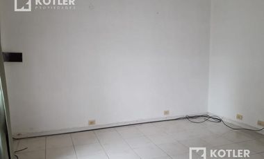 Casa de 3 amb en Temperley Este.