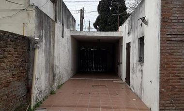 Casa de 3 amb en Temperley Este.
