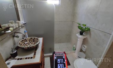 Venta Casaquinta sobre el rio cuenta con 2 habitaciones Arroyo Leyes