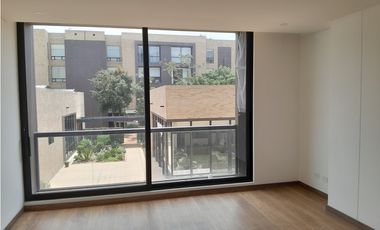 ARRIENDO APTO 62 M2 SENIOR SUITES GUAYMARAL | 650 |