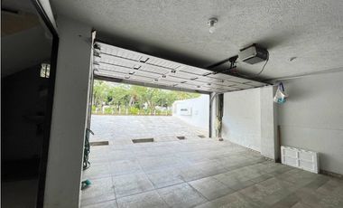 CASA/LOCAL/BODEGA USO COMERCIAL EN ALQUILER INGENIO SUR DE CALI