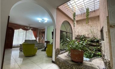 CASA/LOCAL/BODEGA USO COMERCIAL EN ALQUILER INGENIO SUR DE CALI