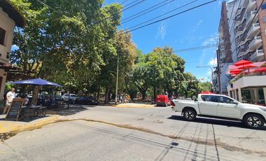 CASA EN VENTA PARA USO COMERCIAL - QUILMES CENTRO - PLAZA CONESA