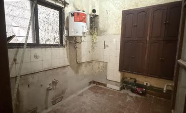 Local profesional independiente de 100 m² – Sin expensas – Lomas de Zamora