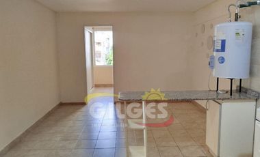 Alquiler Departamento 2 Ambientes  en Ramos Mejia  Muy buen estado Ideal Vivienda o Uso Profesional