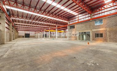 Alquier deposito nave industrial 3400 m2 en alquiler, Parque Industrial Tigre