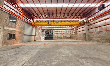 Alquier deposito nave industrial 3400 m2 en alquiler, Parque Industrial Tigre