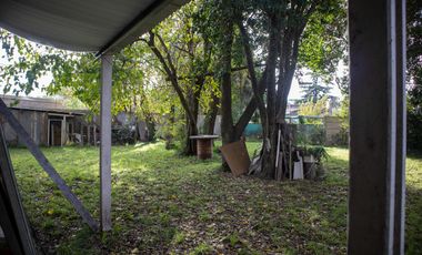 Casa en venta en Salvador Maria, Lobos