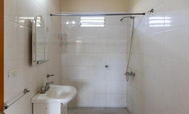 Casa en venta en Salvador Maria, Lobos