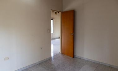 Casa en venta en Salvador Maria, Lobos
