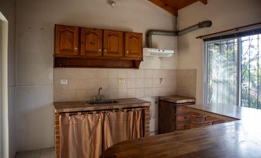Casa en venta en Salvador Maria, Lobos