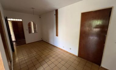 URCA - Casa Esquina - 3D   Escritorio y Terraza!