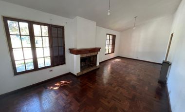 URCA - Casa Esquina - 3D   Escritorio y Terraza!