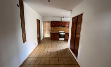 URCA - Casa Esquina - 3D   Escritorio y Terraza!