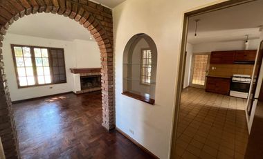 URCA - Casa Esquina - 3D   Escritorio y Terraza!