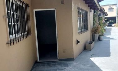 Departamento/ PH  3 ambientes en  Castelar Norte