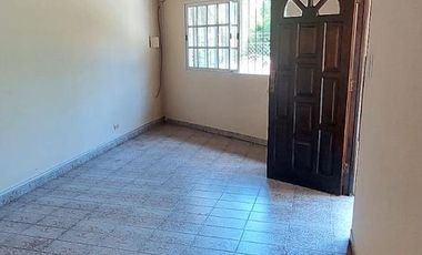 Departamento/ PH  3 ambientes en  Castelar Norte