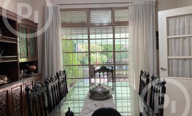 Gran casa en VENTA a metros de Boulevard Pellegrini con patio verde