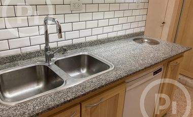Gran casa en VENTA a metros de Boulevard Pellegrini con patio verde