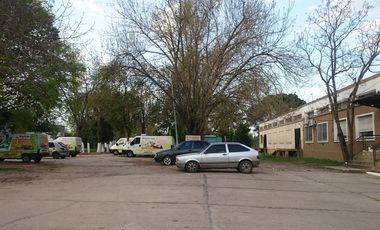 Alquiler Excelente Nave Industrial 1380m2 Parque Industrial Platanos