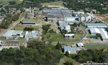 Alquiler Excelente Nave Industrial 1380m2 Parque Industrial Platanos