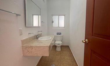 Casa en renta en San Mateo Tlaltenango cerca del Club de Golf Sanfa Fe