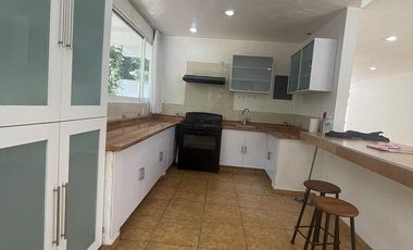 Casa en renta en San Mateo Tlaltenango cerca del Club de Golf Sanfa Fe